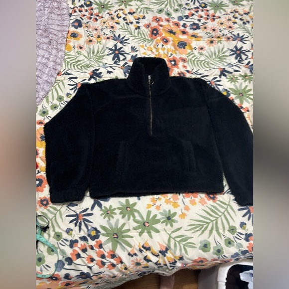 Super Cozy Abercrombie Teddy Zip Up Small - Picture 3 of 16